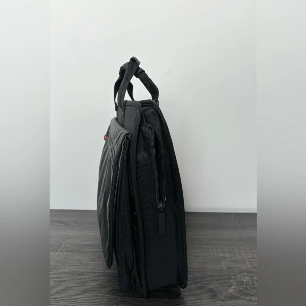 NEW Black Targus 09N4163 Genuine IBM Alpha Plus Laptop Bag for ThinkPad Black